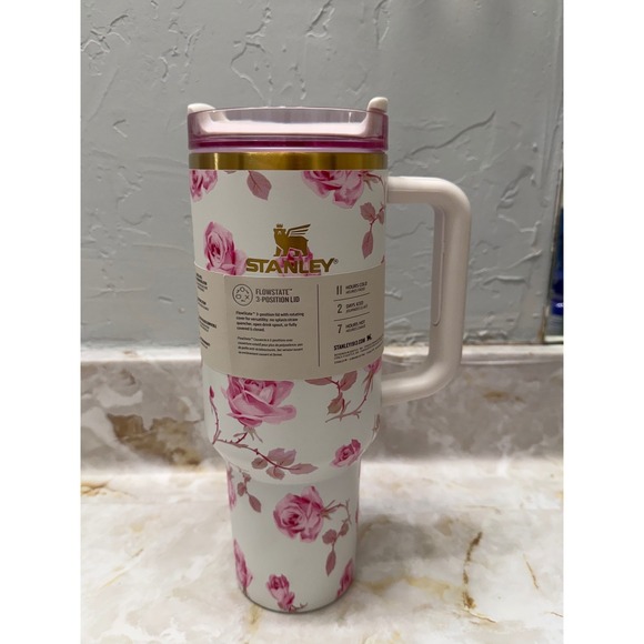 Stanley x LoveShackFancy Quencher H2O Tumbler 40oz Pink Rose Floral Limited NEW - Picture 3 of 5